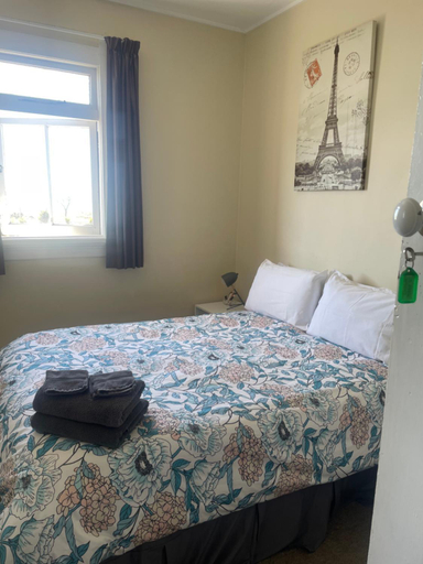 Others 4, Coastal Accommodation, Waitaki