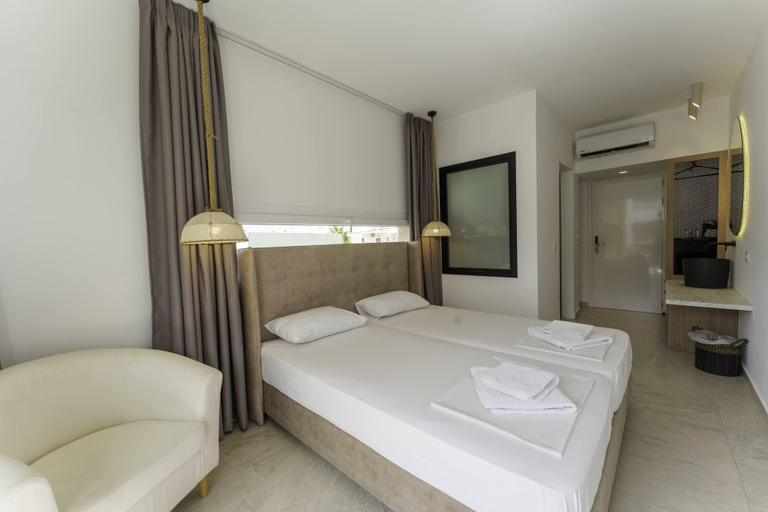 Bedroom 2, Stella Maria, Crete