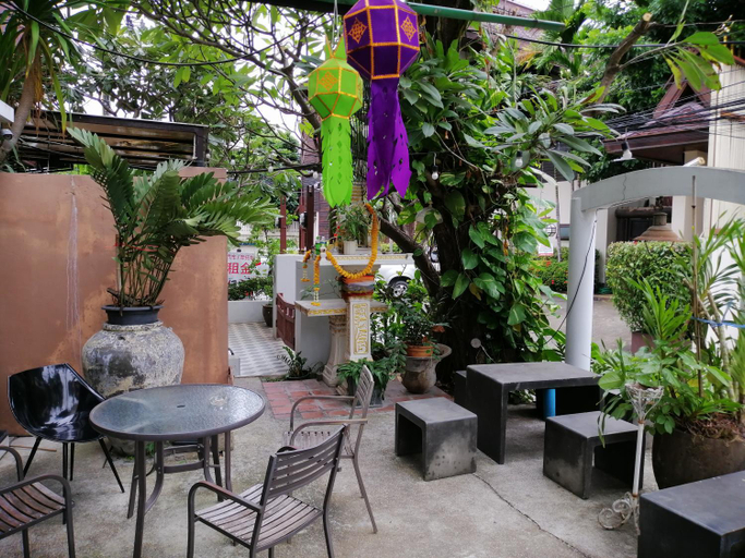 Food & Drinks 5, Mandala House, Muang Chiang Mai