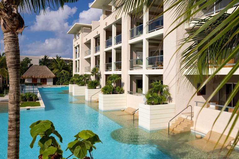 Swimming Pool 16