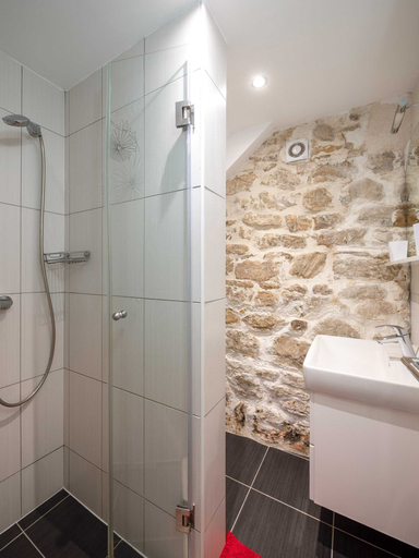 Bathroom 3, Awesome Stone House, Split