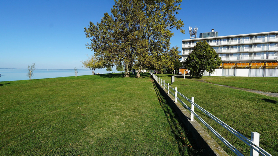 Exterior & Views 2, Plage Hotel Siófok, Siófok