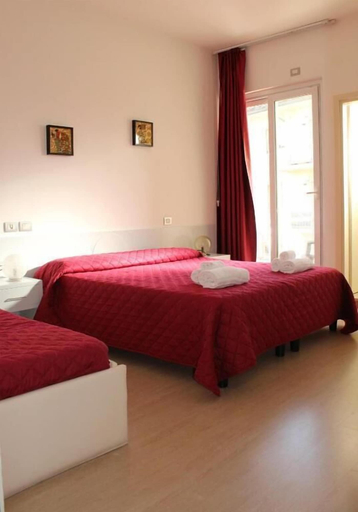Bedroom 4, Hotel Morolli Rimini, Rimini
