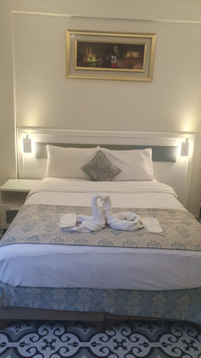Bedroom 4, Lemon Residence, Beyoğlu