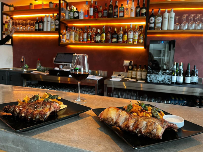 Food & Drinks 4, Os Faroles, Lugo