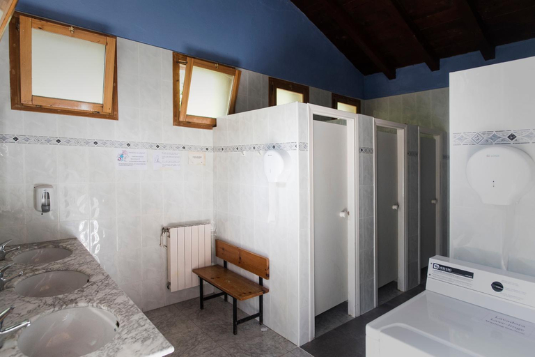 Bathroom 4, Hotel Panaderia y Bungalows Liguerre de Cinca,, Huesca