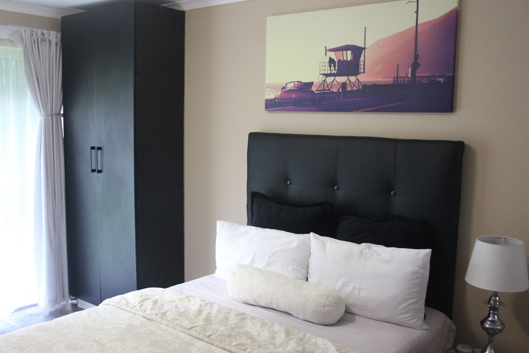 Bedroom 3, Chic & Serene 1-Bed Haven in Roodepoort, City of Johannesburg