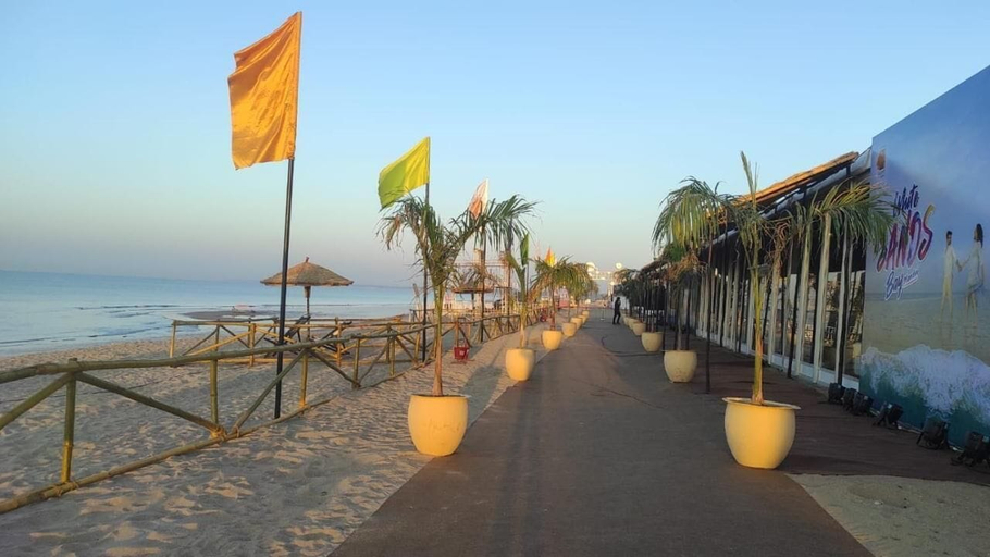 Others 5, White Sands Bay Mandvi, Kachchh