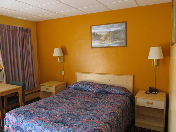 Others 4, Motel 7 Rawlins, Carbon