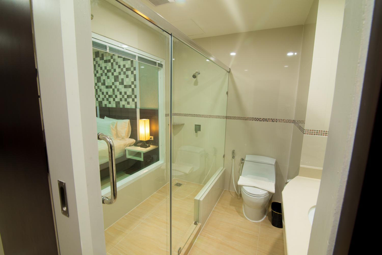 Bathroom 4, Som O House Hotel, Muang Nakhon Ratchasima