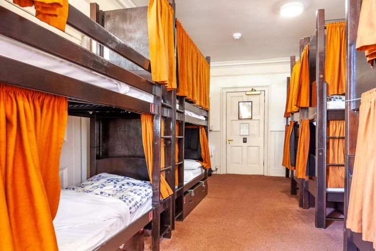 Bedroom 2, Palmers Lodge: Swiss Cottage, London