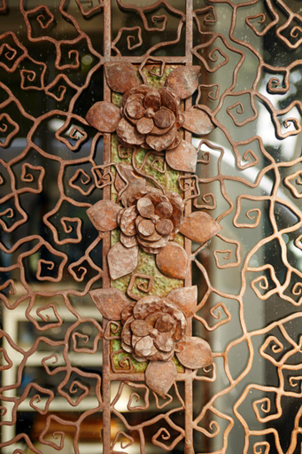 Others 4, Stunning Flourish ON Bull, Newcastle - Inner City