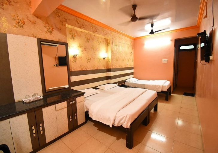 Bedroom 2, Hotel Shell Top , North Goa