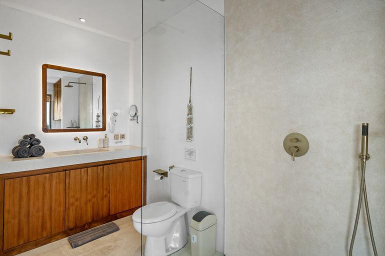 Bathroom 5, Pagi Villa 3 by Betterplace, Badung