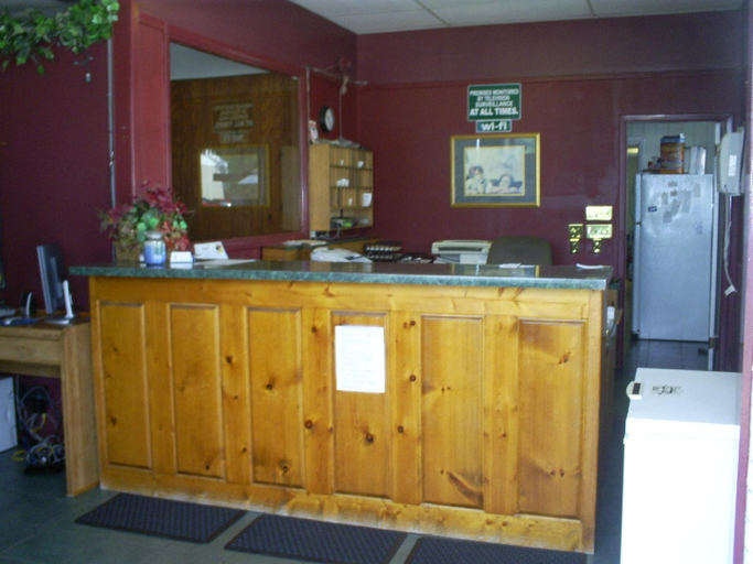 Public Area 2, Crestview Inn, Okaloosa