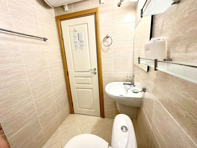Bathroom 3, Menada Apartments in Messembria Resort, Nesebar