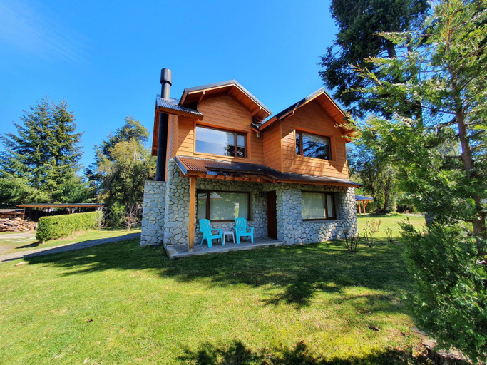 Exterior 4