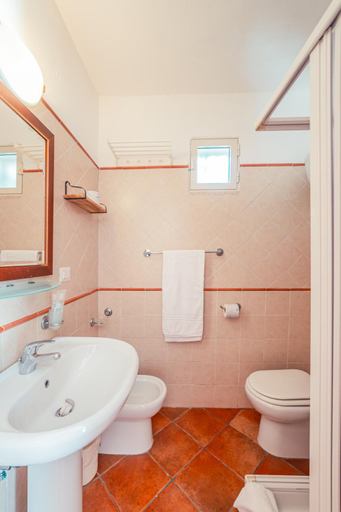Bathroom 5, Taormina Garden Hotel, Messina