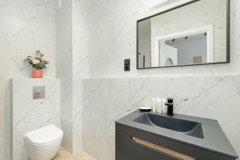 Bathroom, Porta Mare Apartments by Renters, Kamień