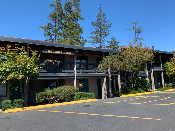 Exterior & Views 1, Coachman Inn, Island