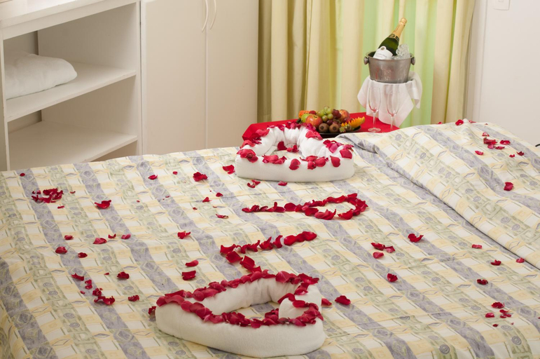 Bedroom 2, Hotel Port Louis, Caraguatatuba