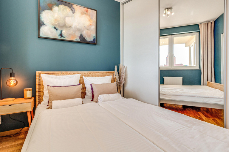 Bedroom 3, RentPlanet - Wszystkich Świętych, Środa Śląska