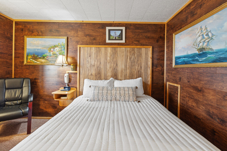 Bedroom 2, Vindel Motel, Emmet