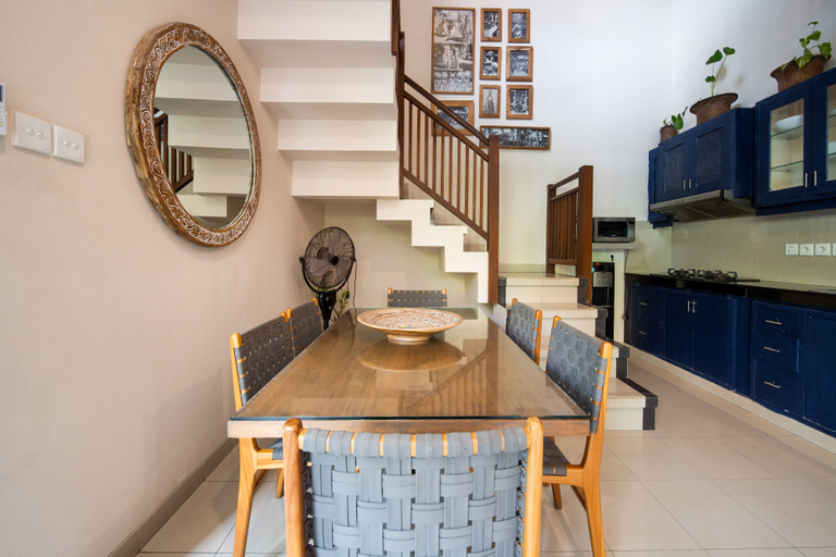 Others 5, Villa Kinawa, Badung
