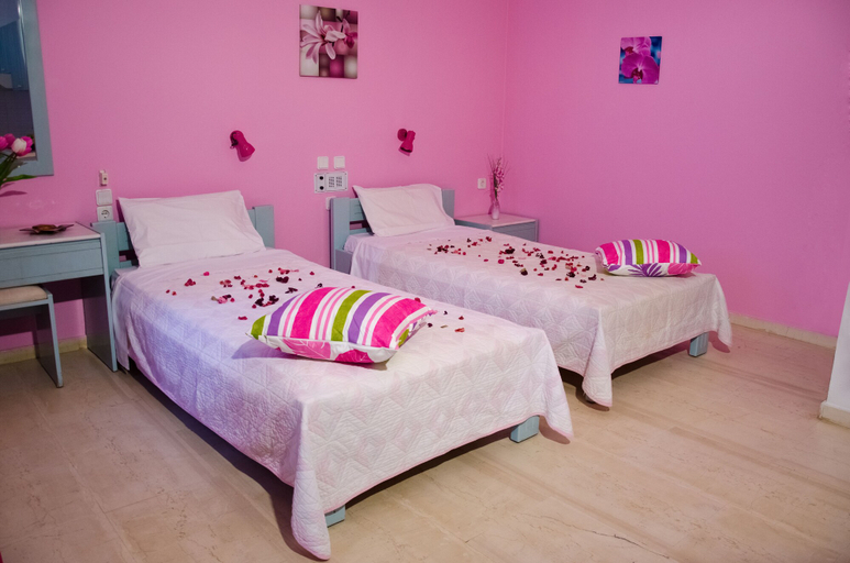 Bedroom 3, Galini Apartments, Crete