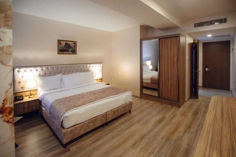 Bedroom 2, La Corne Hotel Baku, Baku