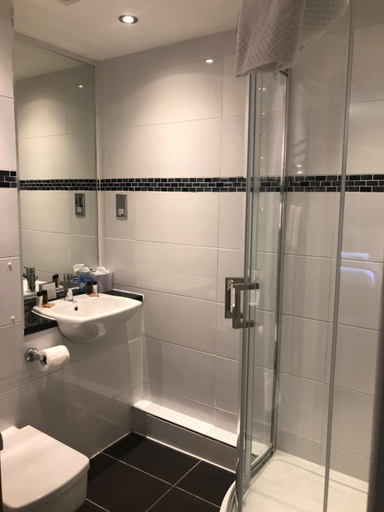 Bathroom 2, Stonefield Castle Hotel, Argyll and Bute