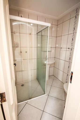Bathroom 3, Suites Natalia Enseada, Guarujá