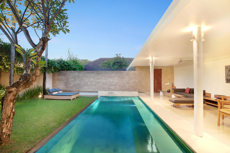 Swimming Pool 6