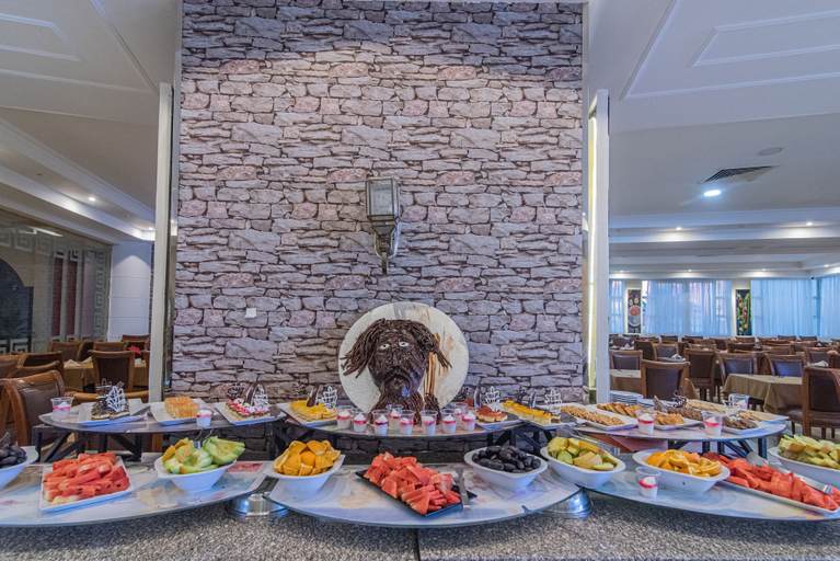 Food & Drinks 5, Dexon Hotels, Al-Ghurdaqah