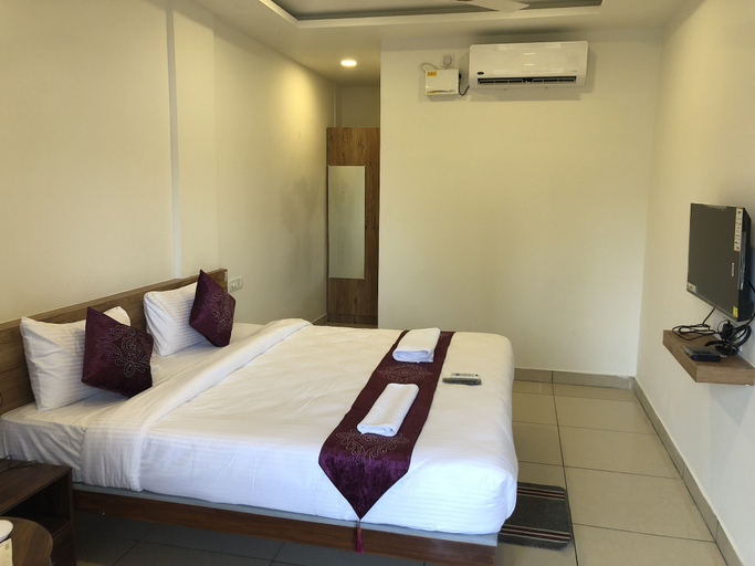 Bedroom 3, Hotel Amulya Regency, Bangalore Rural