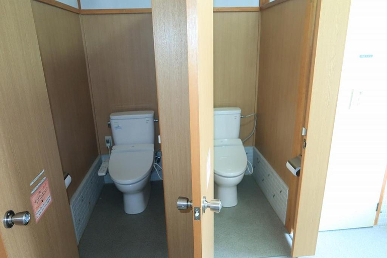 Bathroom 3, Hakuba Country Inn Kashiwabara, Hakuba