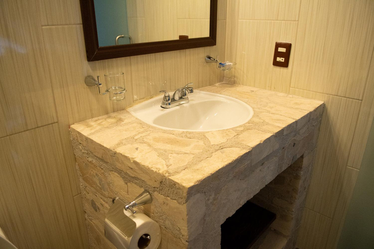 Bathroom 4, Hotel Boutique Sacramento, Ezequiel Montes