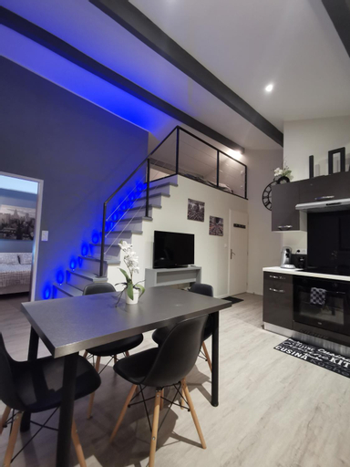 Dining Room 1