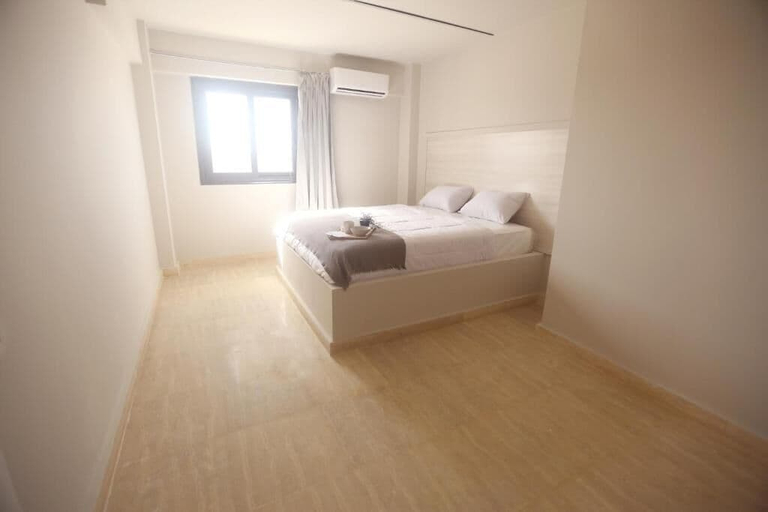 Bedroom 5, Seven Stays, Ad-Dukhaylah