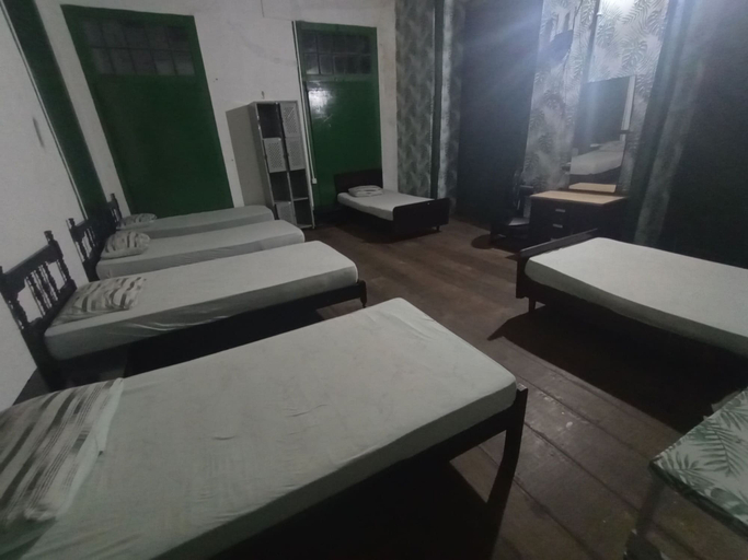 Bedroom 2, hostel lb, São Luis