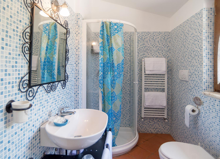 Bathroom 3, B&B 8380 Saturnia Terme, Grosseto