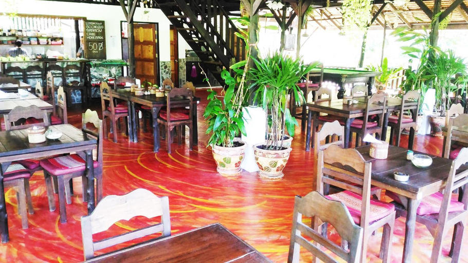 Food & Drinks 3, Flower Power Village, Muang Ranong