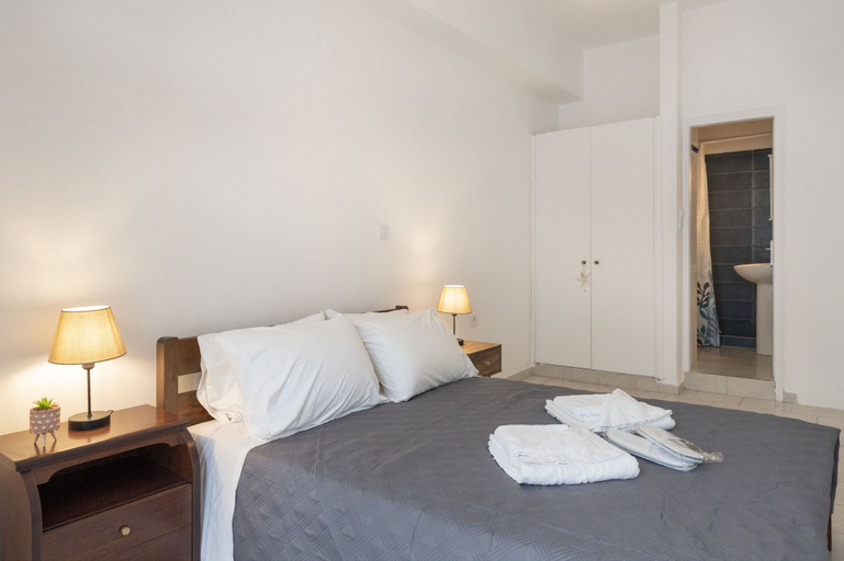Bedroom 3, Parikia's Cute Pebble, South Aegean
