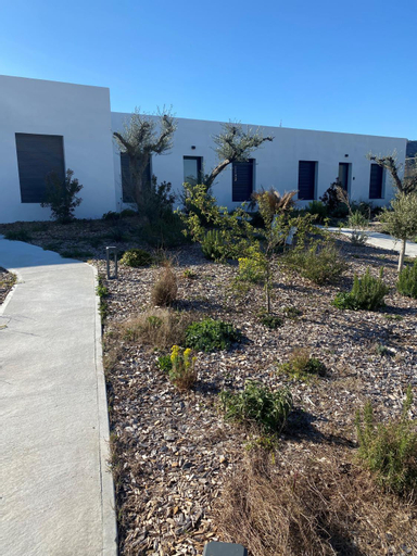 Exterior 14