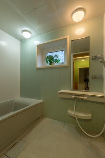 Bathroom 3, Freeride Backpackers Lodge Niseko, Niseko