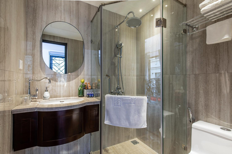 Bathroom 8