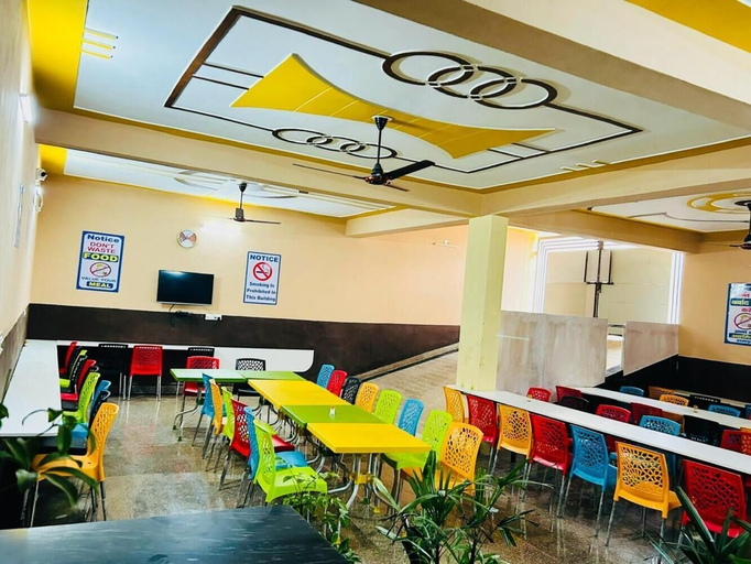 Food & Drinks, Cohouse, Rewari