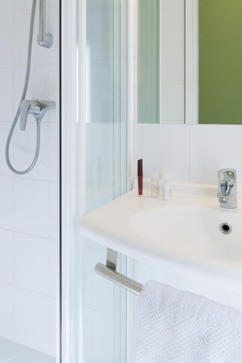 Bathroom 15