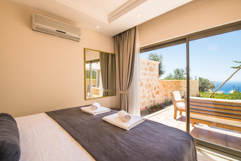 Bedroom 4, Mediteran Hotel, Kaş