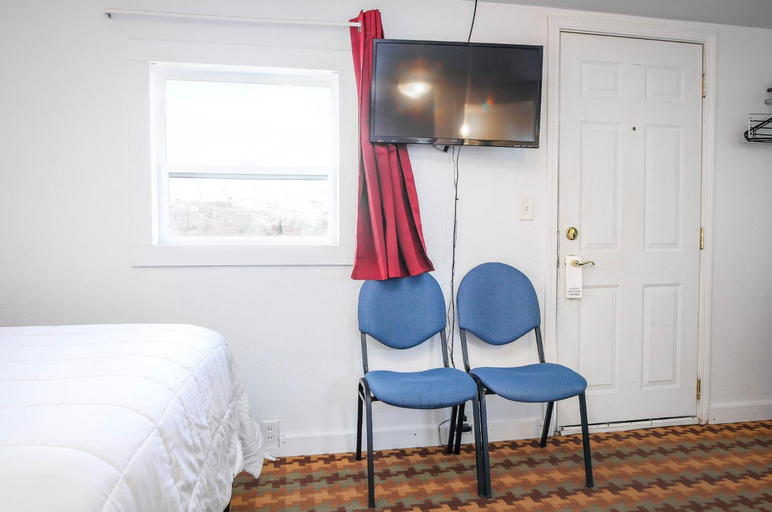 Bedroom 3, Baker City Motel & RV, Baker